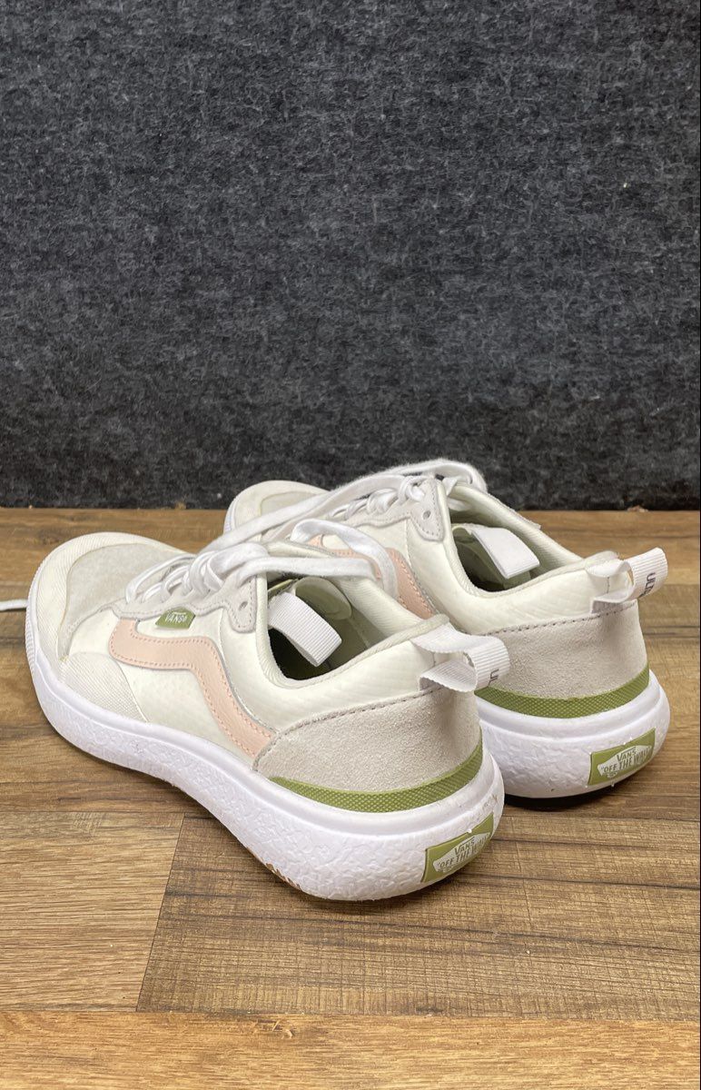 Vans Ultrarange EXO White Peach Green Low Top Sneakers Men's 6 Women's 7.5