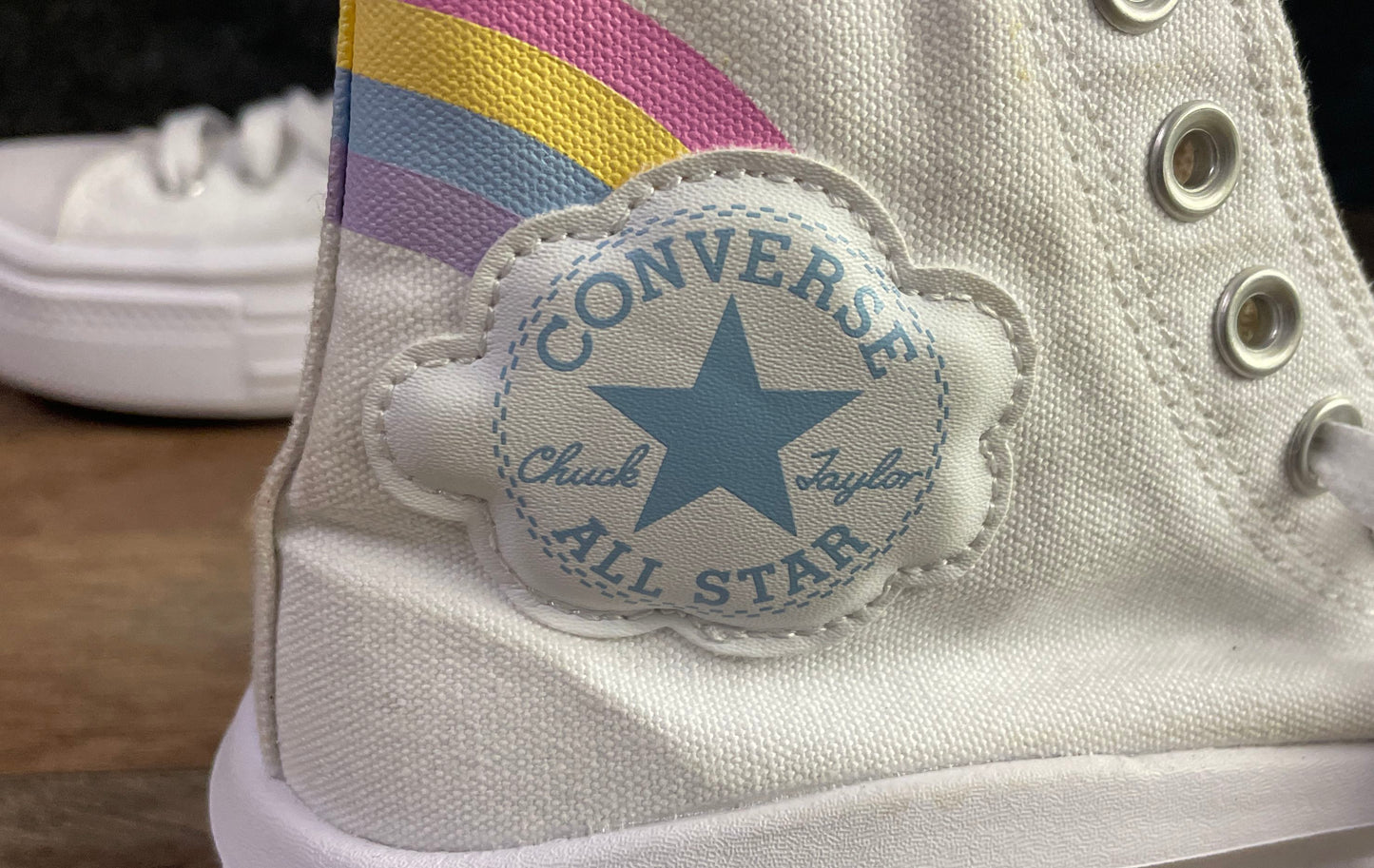 Converse Chuck Taylor All Star Move High Top White Rainbow Cloud Kid Size 6