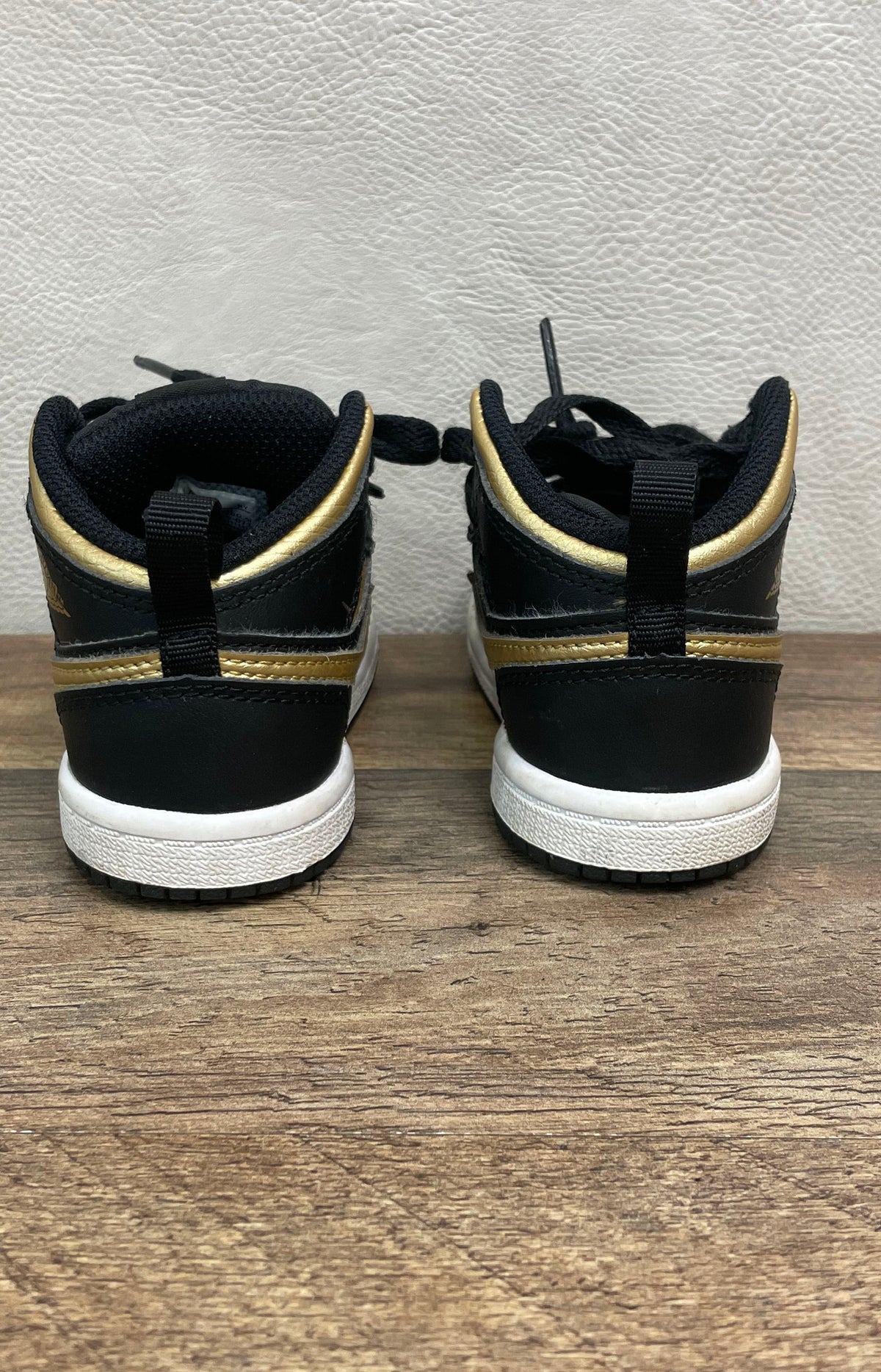 Nike Air Jordan 1 Mid Black Metallic Gold Toddler Sneakers Size 6C