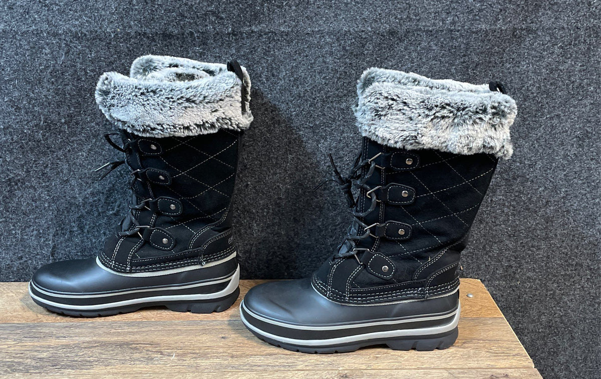 Khombu Ellie Black Faux Fur Trim Winter Snow Duck Boots Size 6M