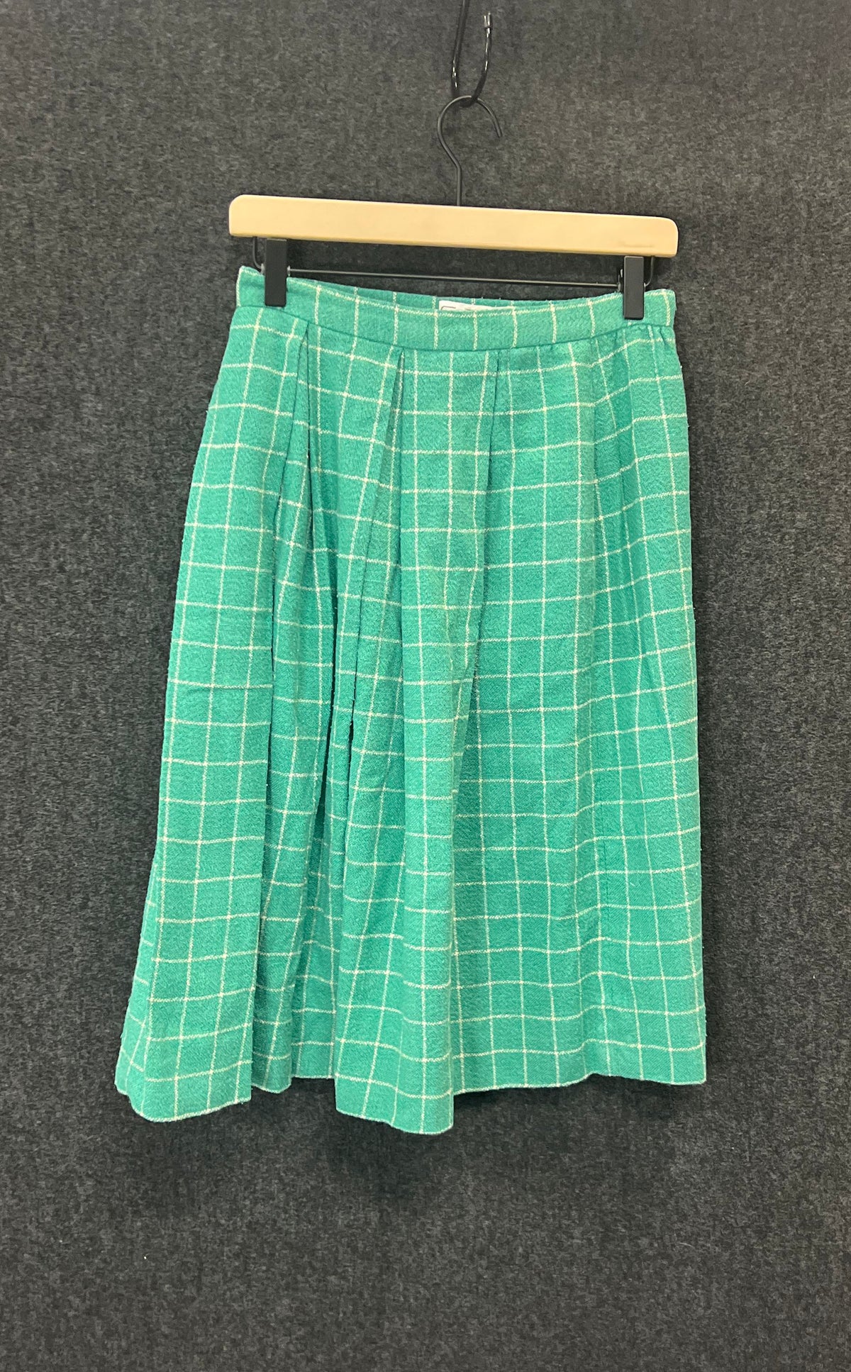 Vintage 90s Carlisle Women's Green Silk Wool Plaid Pleated Skirt Size 10
