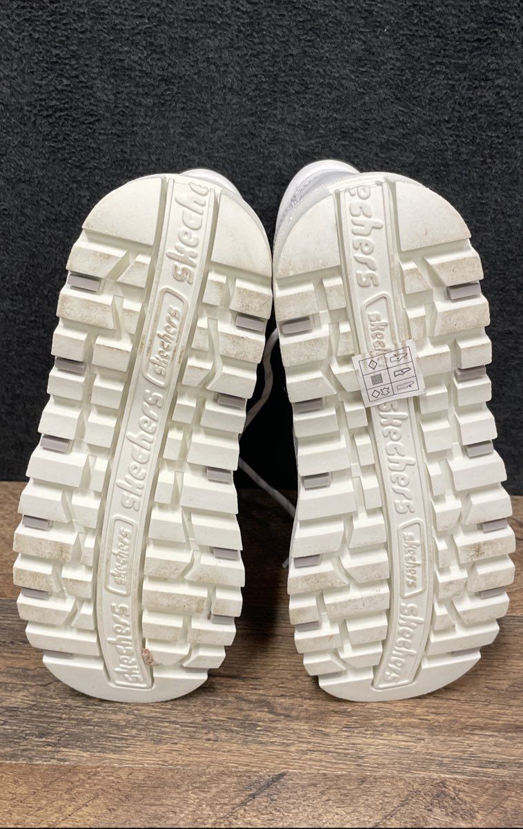 Skechers Shindigs Renegade Heart White Platform Chunky Hiker Boots Womens Size 6