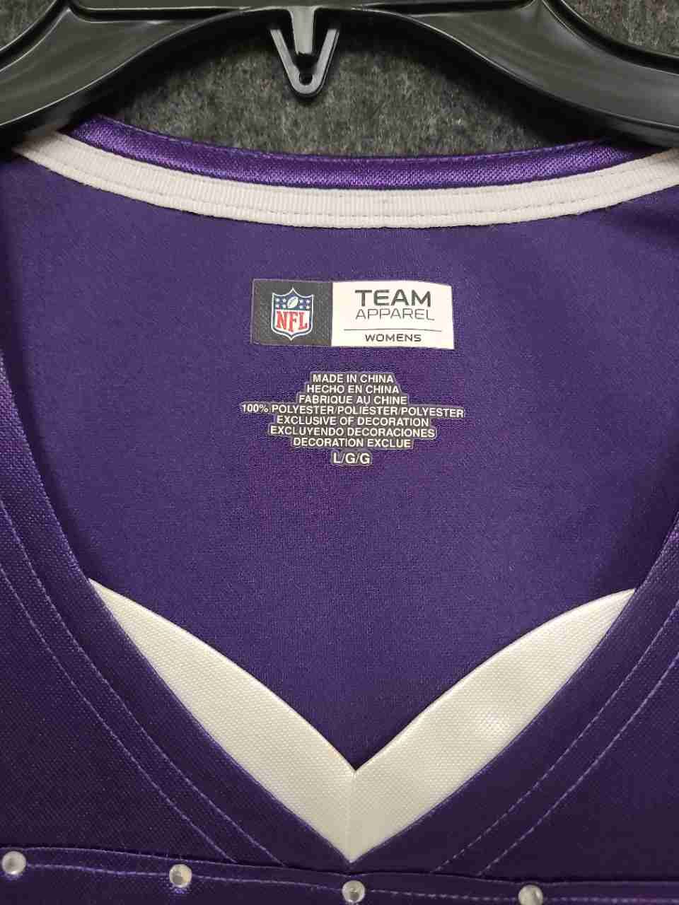 Baltimore Ravens NFL Team Apparel Women's V-Neck Jersey Top Rhinestones Sz L