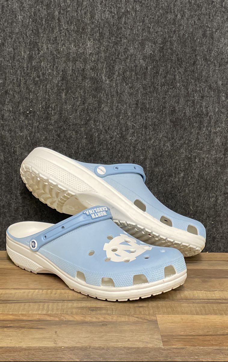 Crocs University of North Carolina UNC Tar Heels Classic Clogs Blue Size 16