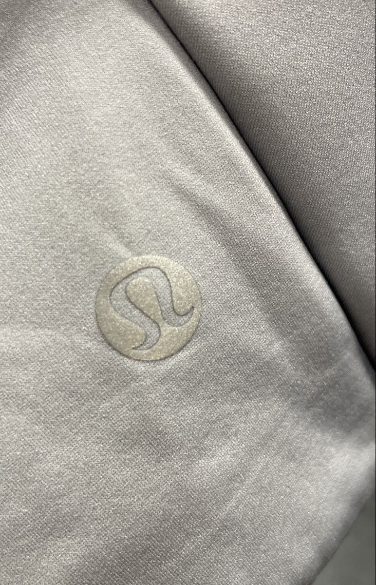 Lululemon Women's AirSupport Bra High Support Light Gray Molded Cups Sz 38DD
