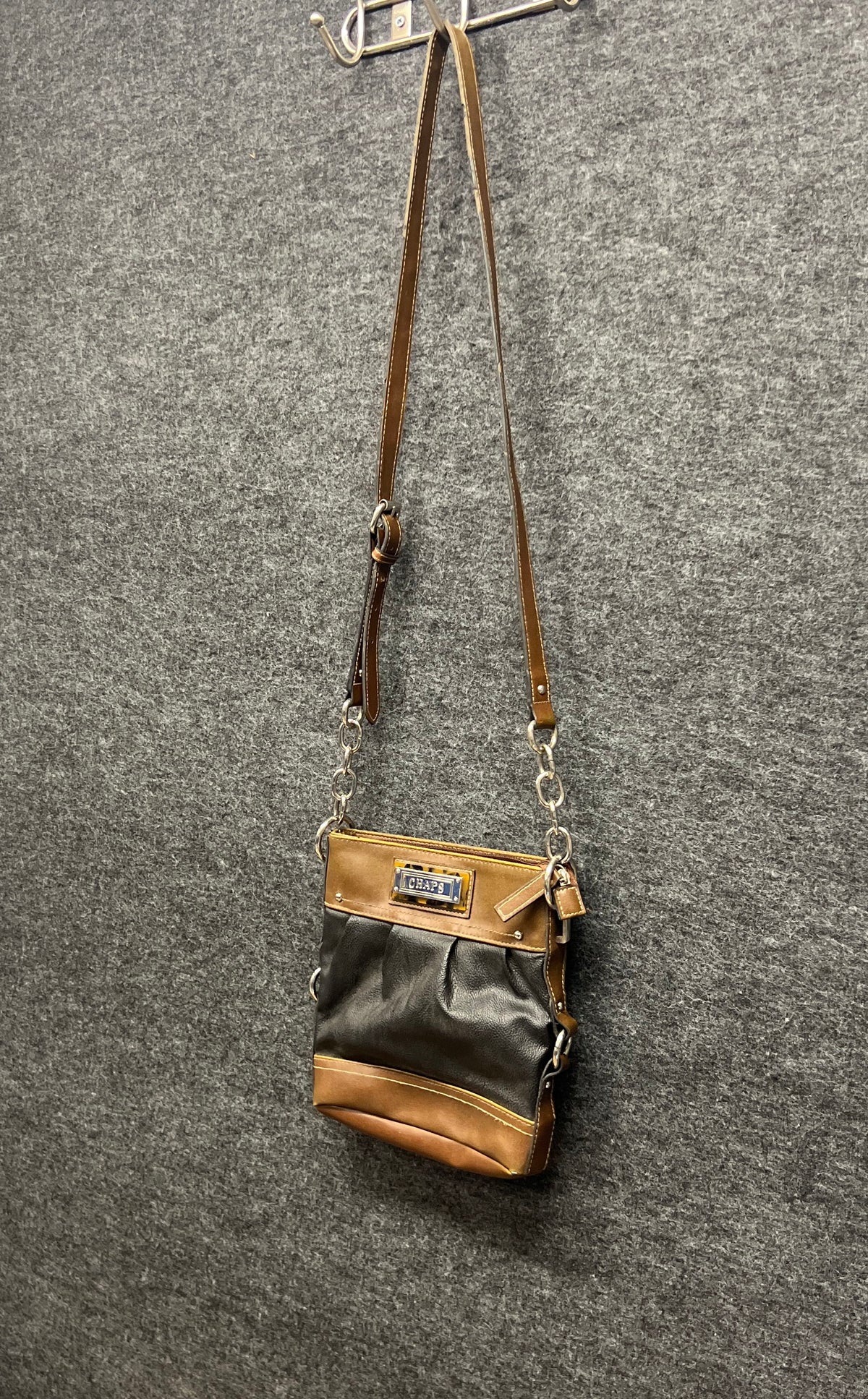 Chaps Black Brown Pleated Crossbody Bag Chain Strap Shoulder Purse