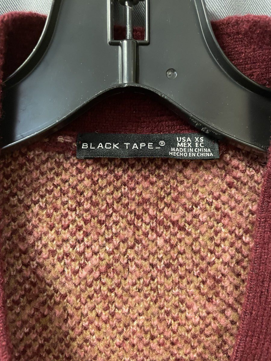 Black Tape Women's Burgundy Pink Plaid Windowpane Sweater Cardigan NWT Sz XS
