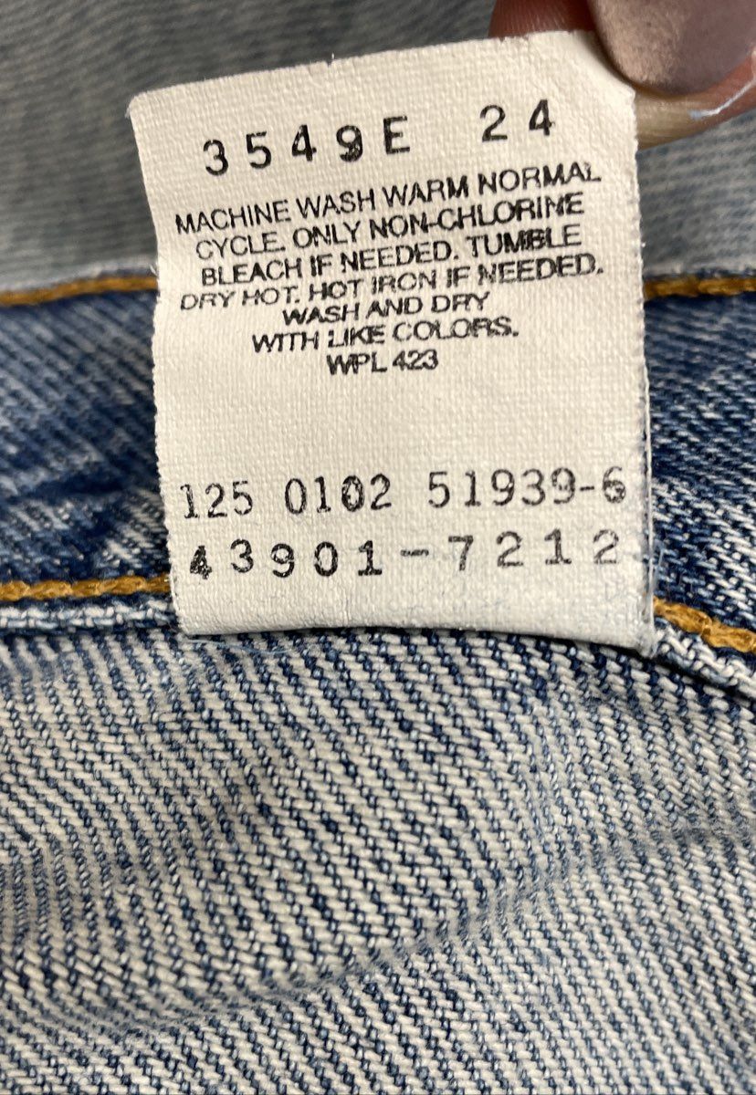 Vintage 90s Levi's Men's Light Wash Blue Denim Jeans Sz 42x32